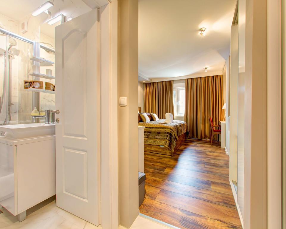 Luxury Studio Yasmine Mostar Bagian luar foto