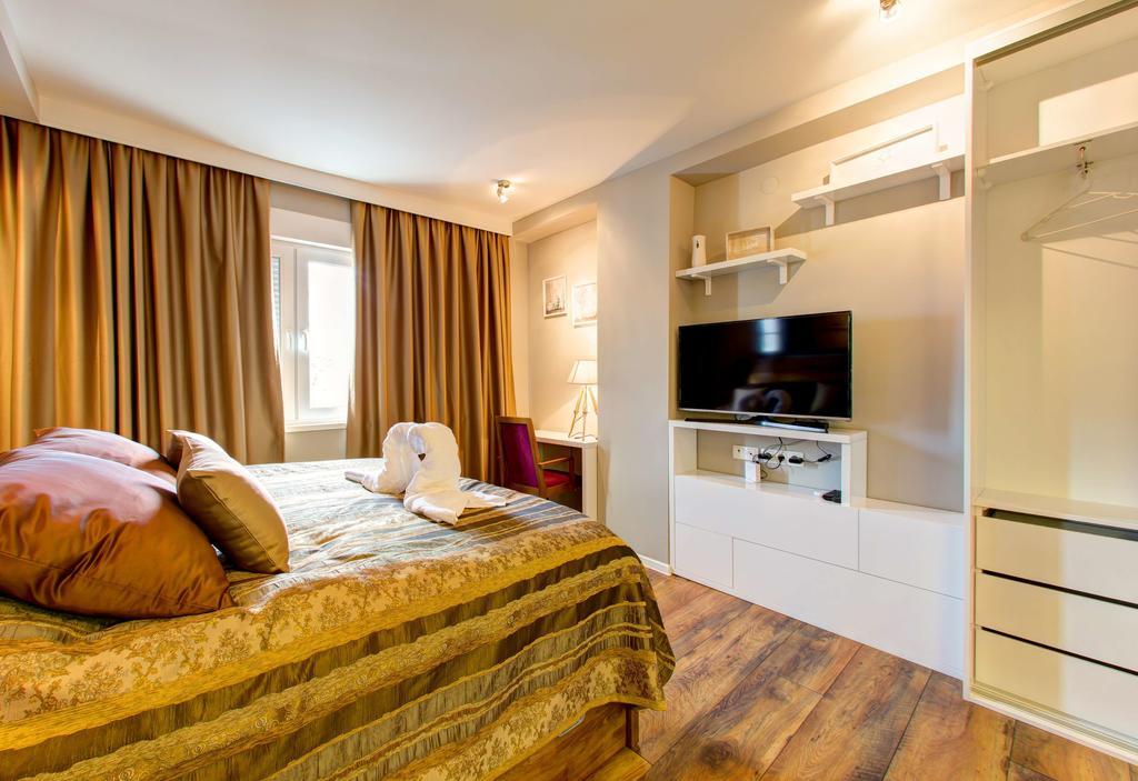 Luxury Studio Yasmine Mostar Bagian luar foto