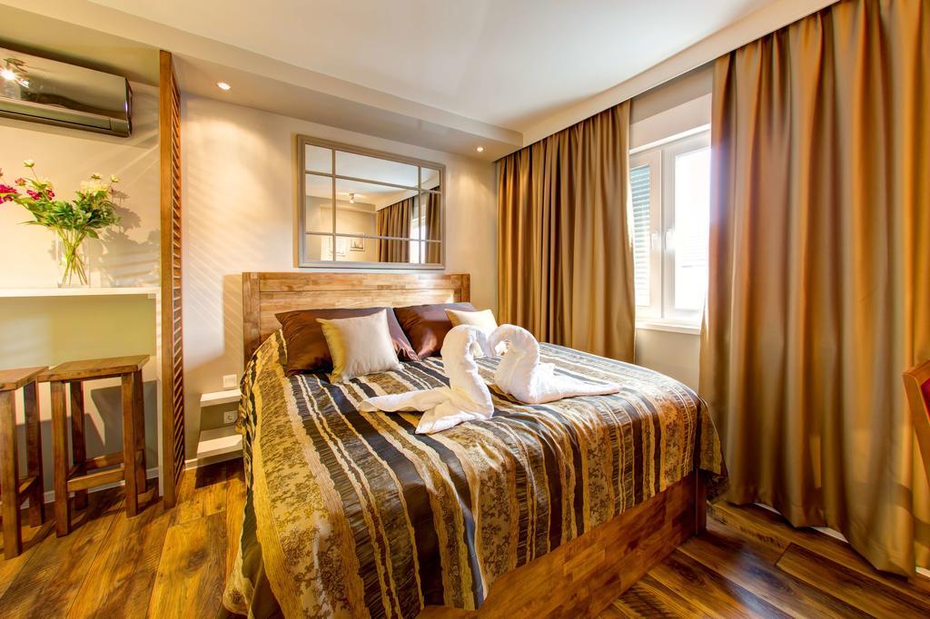 Luxury Studio Yasmine Mostar Bagian luar foto