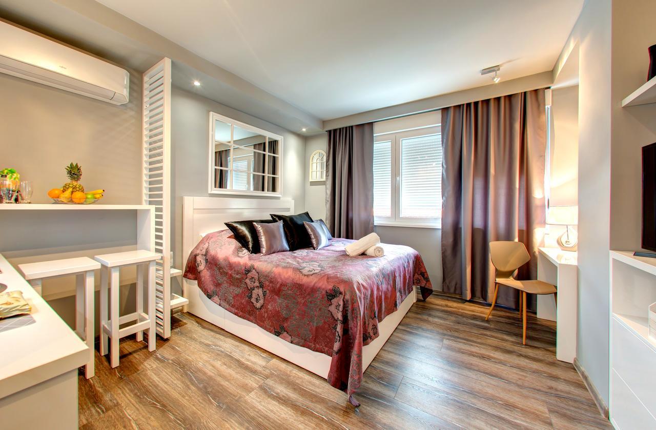 Luxury Studio Yasmine Mostar Bagian luar foto